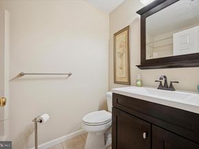 192 Hackberry Court, Warrington PA 18976