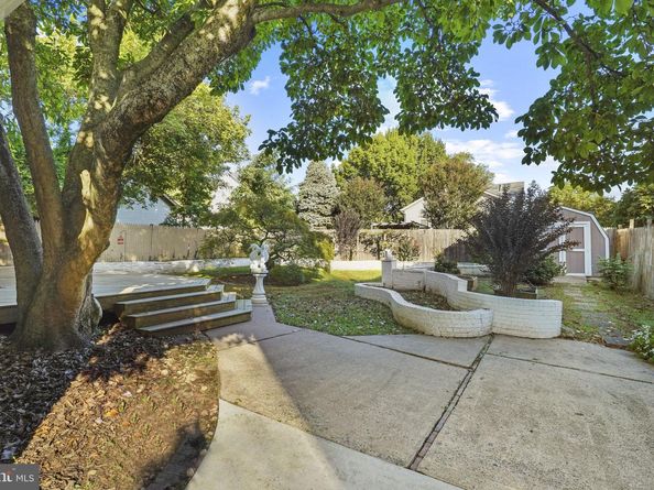 6816 Arlington Boulevard, Falls Church VA 22042