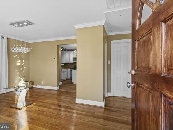 6816 Arlington Boulevard, Falls Church VA 22042