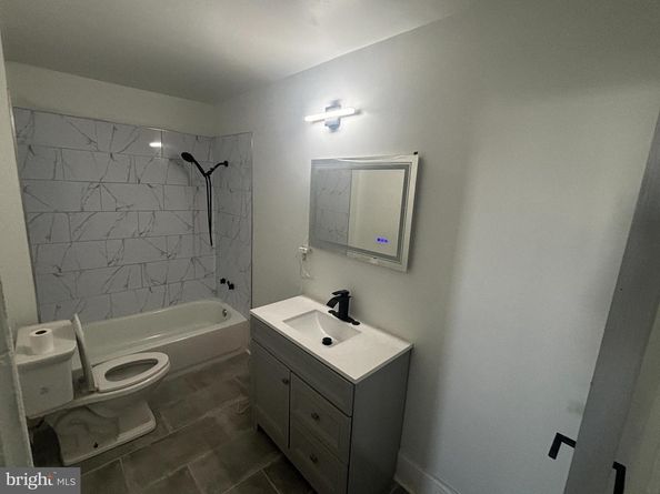 901 S 60TH Street, Philadelphia PA 19143