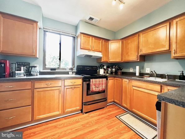 3143 Hawthorne Drive NE 3143, Washington DC 20017