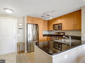 1021 N Garfield Street 914, Arlington VA 22201