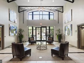 1021 N Garfield Street 914, Arlington VA 22201