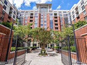 1021 N Garfield Street 914, Arlington VA 22201