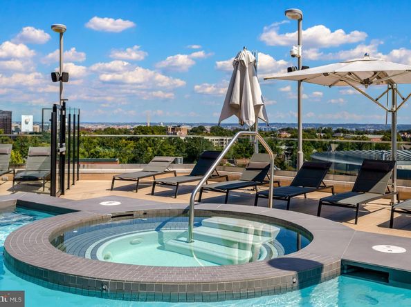 1021 N Garfield Street 914, Arlington VA 22201