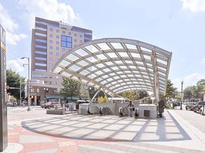 1021 N Garfield Street 914, Arlington VA 22201
