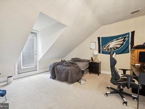 520 Spruce Street, Philadelphia PA 19106