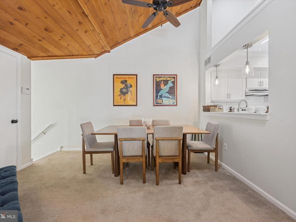 44 Brookside Court 44, Horsham PA 19044