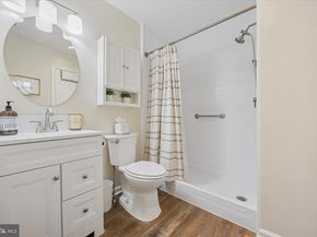44 Brookside Court 44, Horsham PA 19044