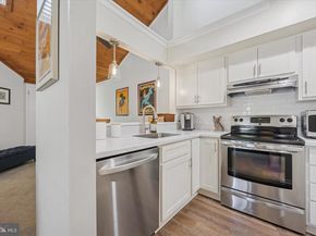 44 Brookside Court 44, Horsham PA 19044