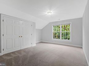 1200 Chadsworth Court, Mclean VA 22102