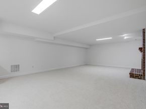 1200 Chadsworth Court, Mclean VA 22102