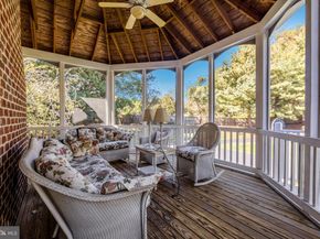 1200 Chadsworth Court, Mclean VA 22102