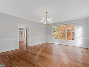 1200 Chadsworth Court, Mclean VA 22102