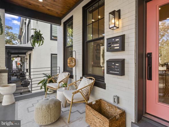 910 8TH Street NE, Washington DC 20002