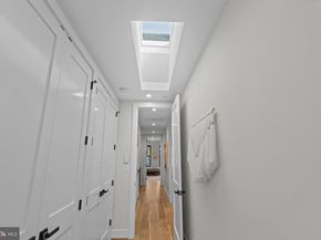 910 8TH Street NE, Washington DC 20002