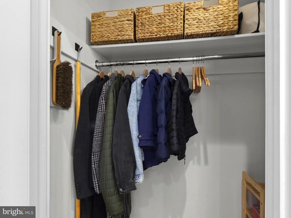 910 8TH Street NE, Washington DC 20002