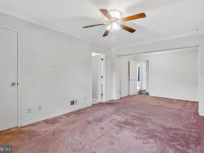 202 N Fir Court, Sterling VA 20164