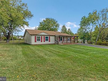 202 N Fir Court