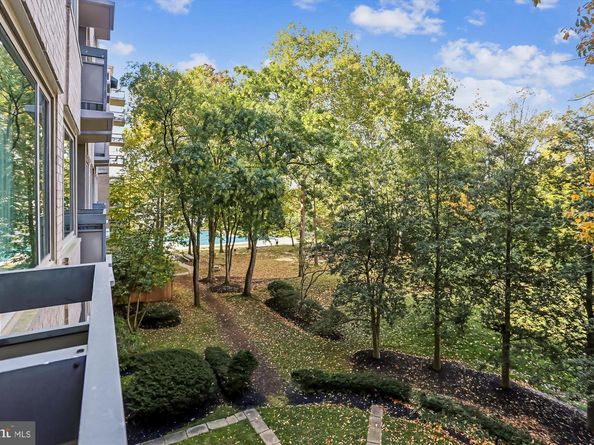 5450 Whitley Park Terrace 413, Bethesda MD 20814