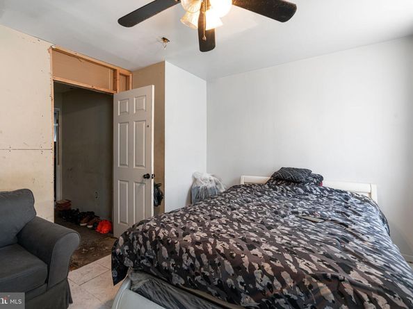 2546 W Silver Street, Philadelphia PA 19132