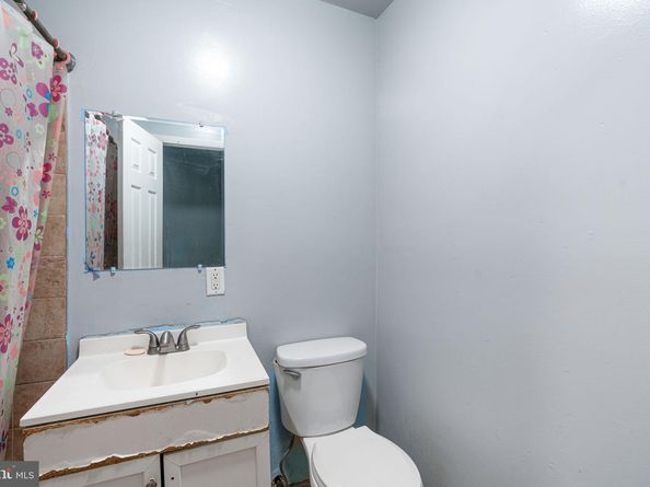 2546 W Silver Street, Philadelphia PA 19132