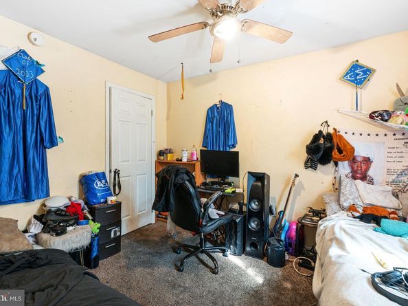 2546 W Silver Street, Philadelphia PA 19132
