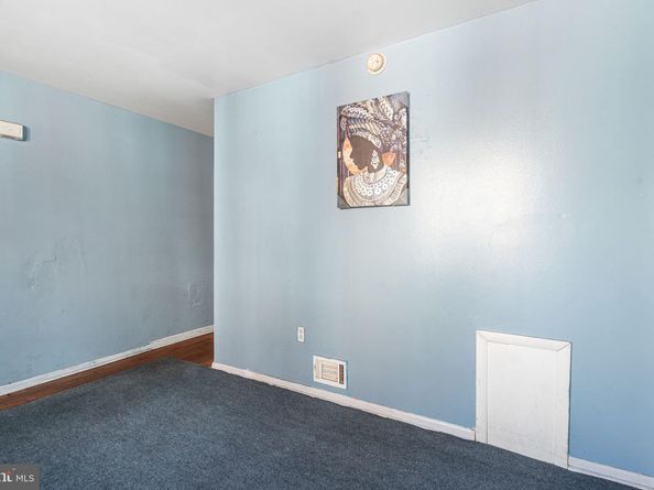 2546 W Silver Street, Philadelphia PA 19132