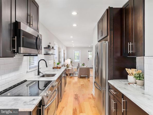 112 S Barton Street, Arlington VA 22204