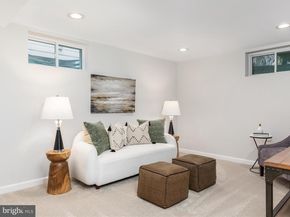 112 S Barton Street, Arlington VA 22204