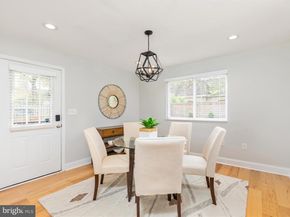 112 S Barton Street, Arlington VA 22204