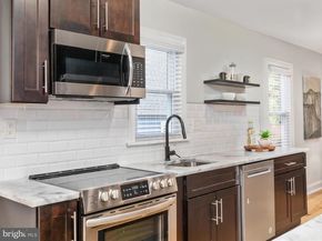 112 S Barton Street, Arlington VA 22204