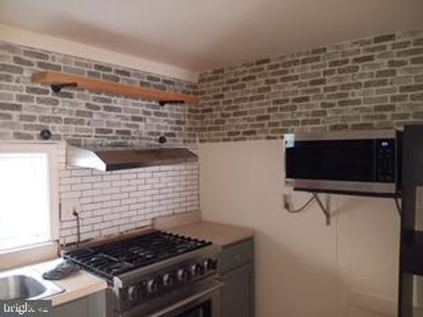 938 Ernst Street, Philadelphia PA 19147