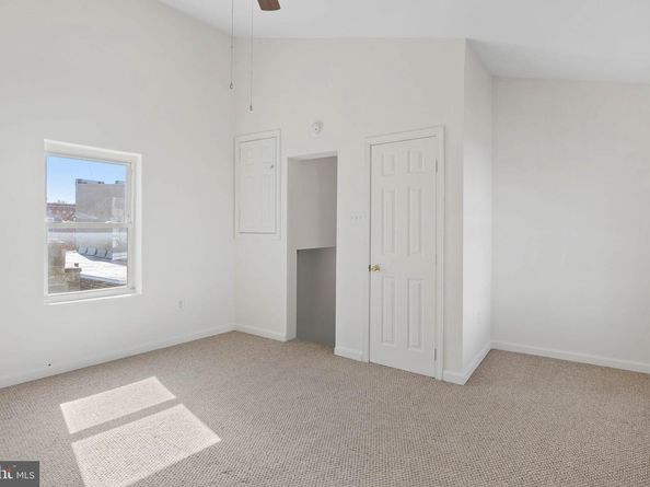 938 Ernst Street, Philadelphia PA 19147
