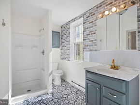 938 Ernst Street, Philadelphia PA 19147