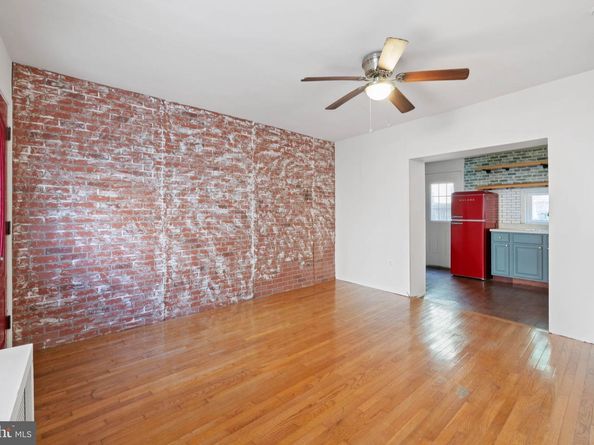 938 Ernst Street, Philadelphia PA 19147