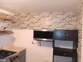 938 Ernst Street, Philadelphia PA 19147