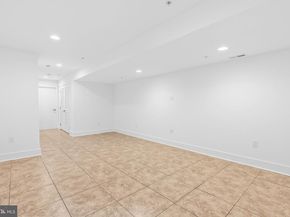 740 S Columbus Boulevard 16, Philadelphia PA 19147