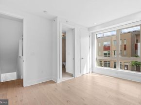 740 S Columbus Boulevard 16, Philadelphia PA 19147