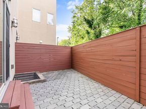 740 S Columbus Boulevard 16, Philadelphia PA 19147