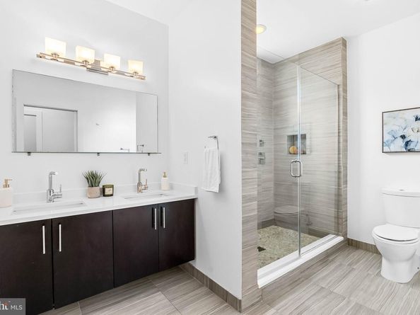 740 S Columbus Boulevard 16, Philadelphia PA 19147