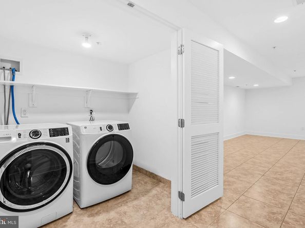 740 S Columbus Boulevard 16, Philadelphia PA 19147