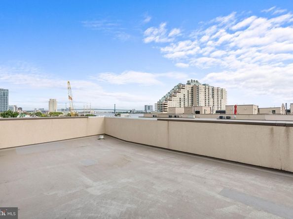 740 S Columbus Boulevard 16, Philadelphia PA 19147