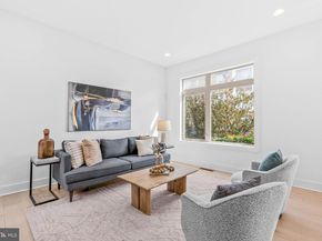 740 S Columbus Boulevard 16, Philadelphia PA 19147