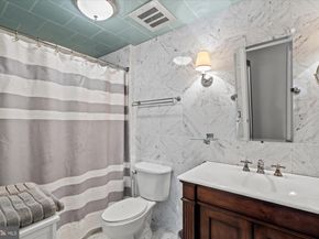 1021 N Garfield Street 409, Arlington VA 22201