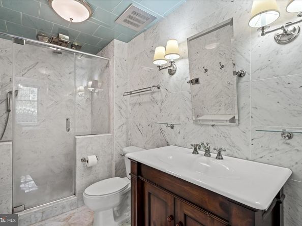 1021 N Garfield Street 409, Arlington VA 22201