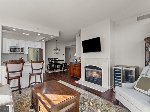 1021 N Garfield Street 409, Arlington VA 22201