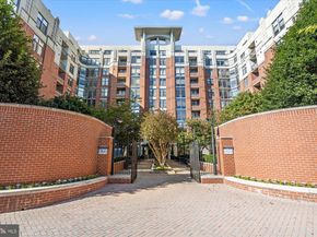 1021 N Garfield Street 409, Arlington VA 22201