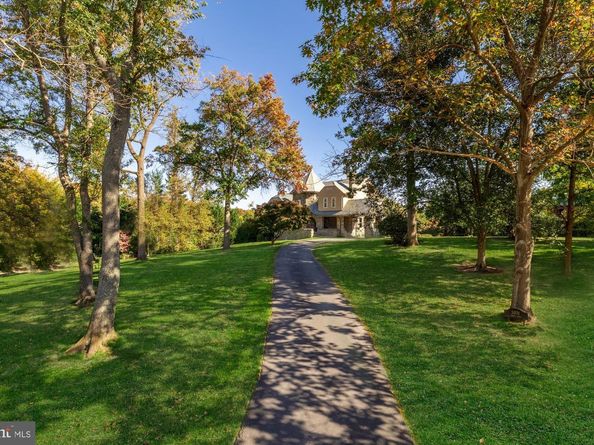 3031 Gates Road NW, Washington DC 20008