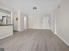 1260 NW 21st Street NW 210, Washington DC 20036